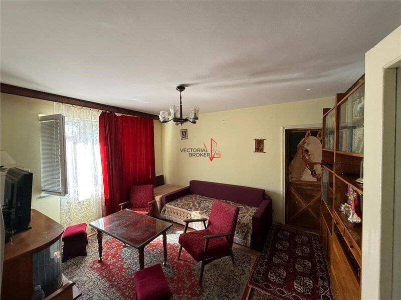 Gara de Nord- Metrou 3 camere semidecomadate, et. 2, vedere mixta, 62mp,