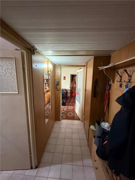 Gara de Nord- Metrou 3 camere semidecomadate, et. 2, vedere mixta, 62mp,